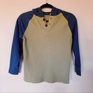 Boys casual shirt from the children’s place.